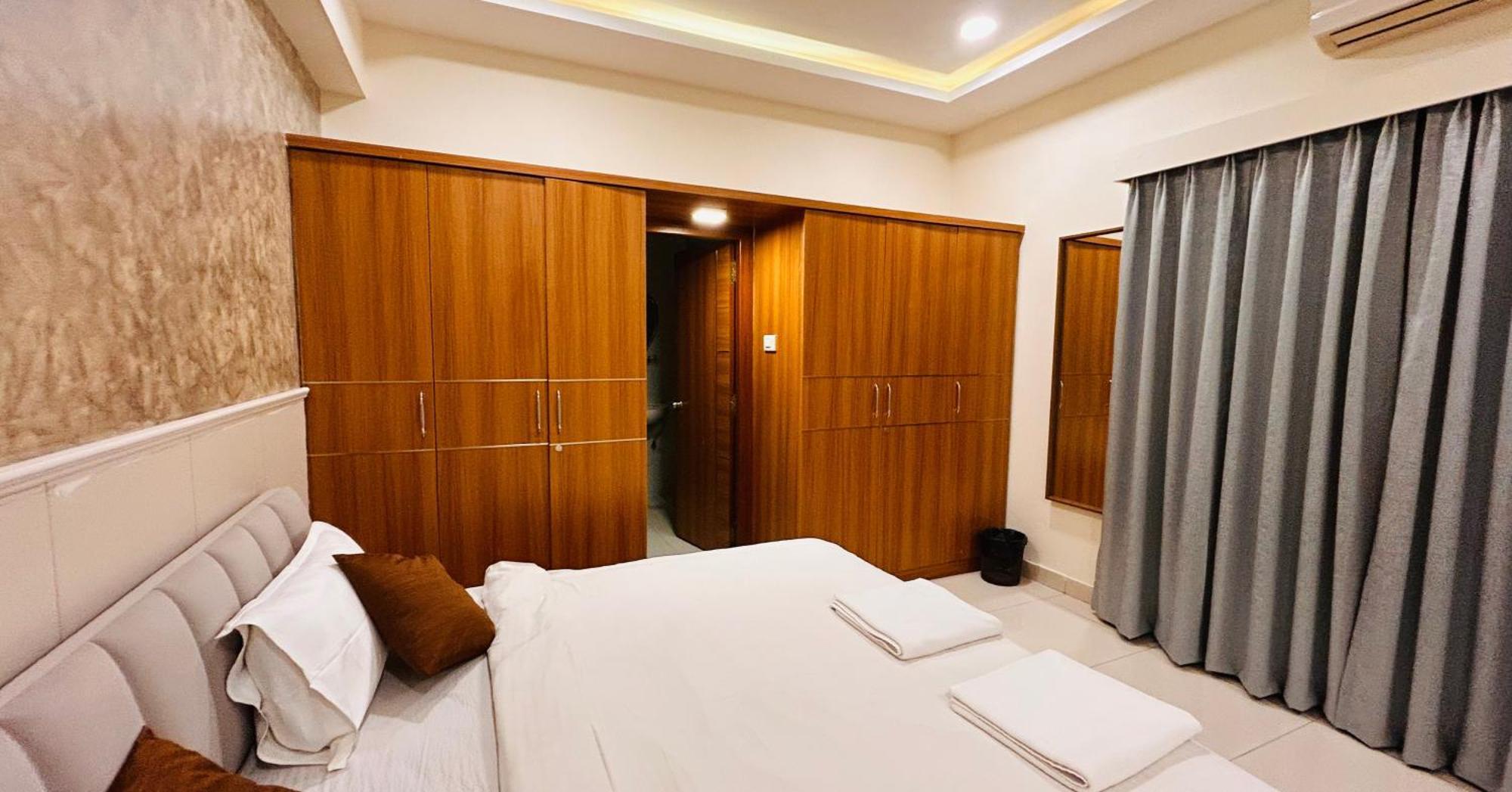 Dcasa Apartment Hotel Hajdarabad Zewnętrze zdjęcie